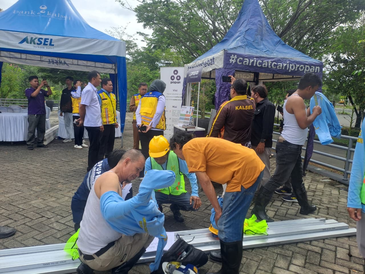 978ebd9d-52ca-4d65-9c47-648ef3c674f9