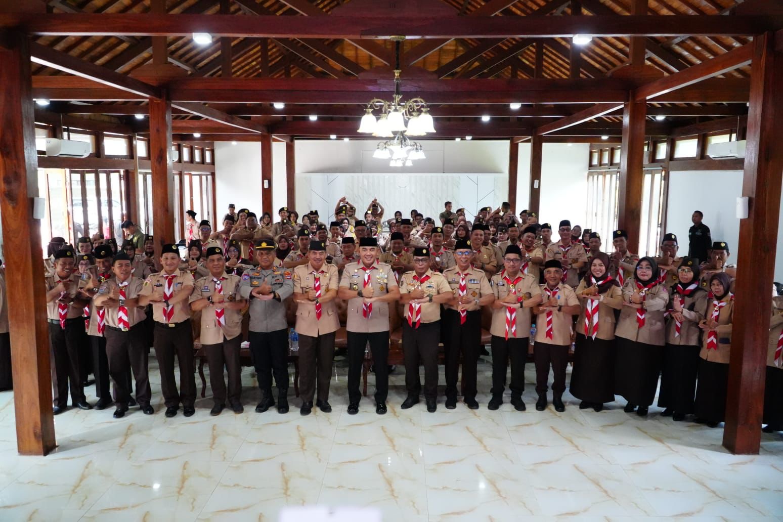 c9b46336-4006-4eaf-a4c0-b218e1063b2b