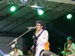 Rhoma Irama Guncang Mappanre Ri Tasi’e, Ribuan Warga Padati Pantai Pagatan